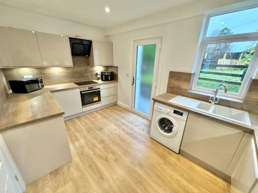 Images for 25 Longbar Avenue, Glengarnock, Beith, Ayrshire, KA14 3BW, UK