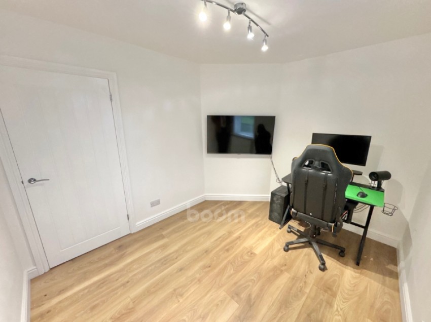 Images for 25 Longbar Avenue, Glengarnock, Beith, Ayrshire, KA14 3BW, UK