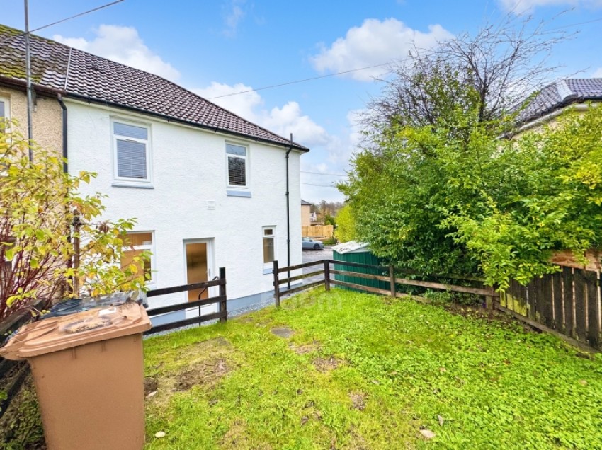 Images for 25 Longbar Avenue, Glengarnock, Beith, Ayrshire, KA14 3BW, UK