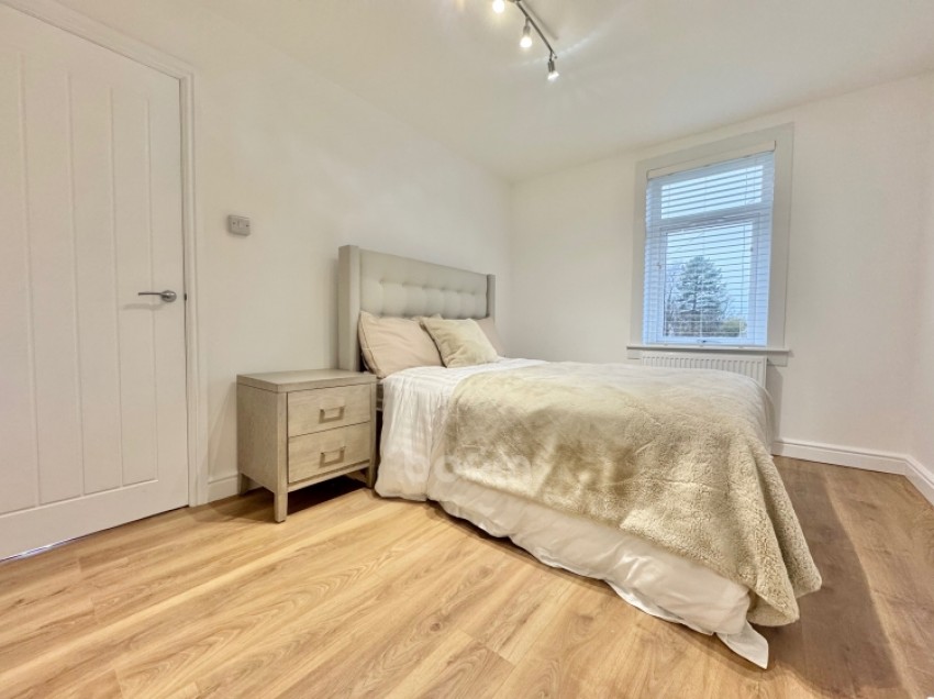 Images for 25 Longbar Avenue, Glengarnock, Beith, Ayrshire, KA14 3BW, UK