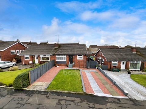 View Full Details for 27 Lomond Crescent, Beith