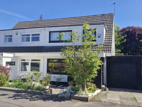 View Full Details for 6 Parkview Drive, Stepps