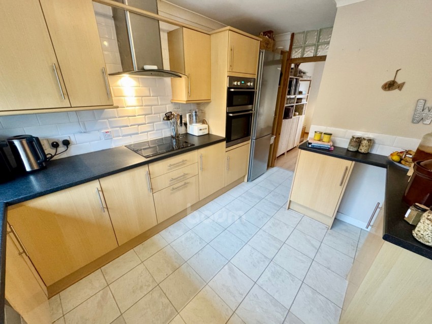 Images for 1 Bellmans Close, Beith