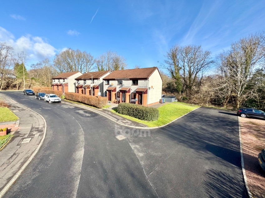 Images for 28 Braefoot Crescent, Paisley