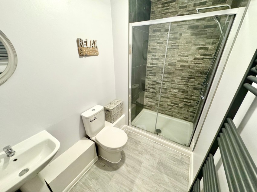 Images for 28 Braefoot Crescent, Paisley