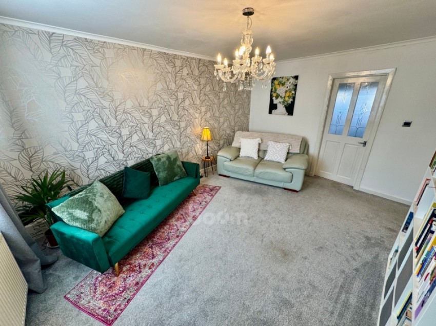 Images for 28a Ladeside, Newmilns, Ayrshire, KA16 9BE, UK