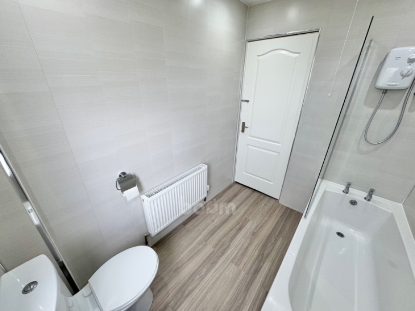 Images for 6 Beech Avenue, Elderslie, Johnstone, Renfrewshire, PA5 9LF, UK