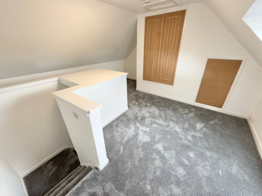 Images for 6 Beech Avenue, Elderslie, Johnstone, Renfrewshire, PA5 9LF, UK
