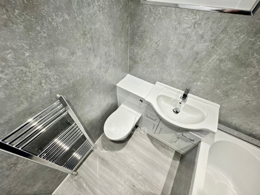 Images for 23 Parkhill, Erskine
