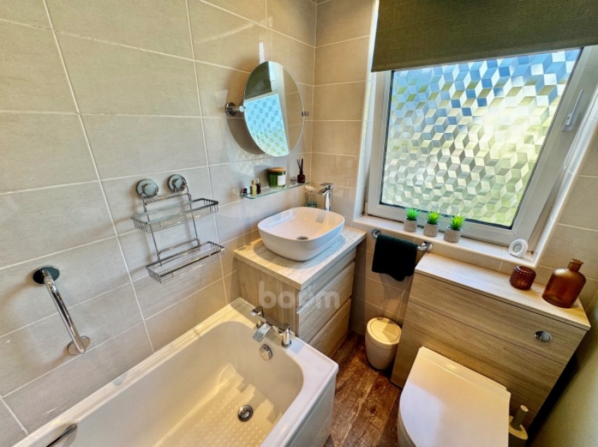 Images for 47 Elm Avenue, Renfrew, Renfrewshire, PA4 9AN, UK