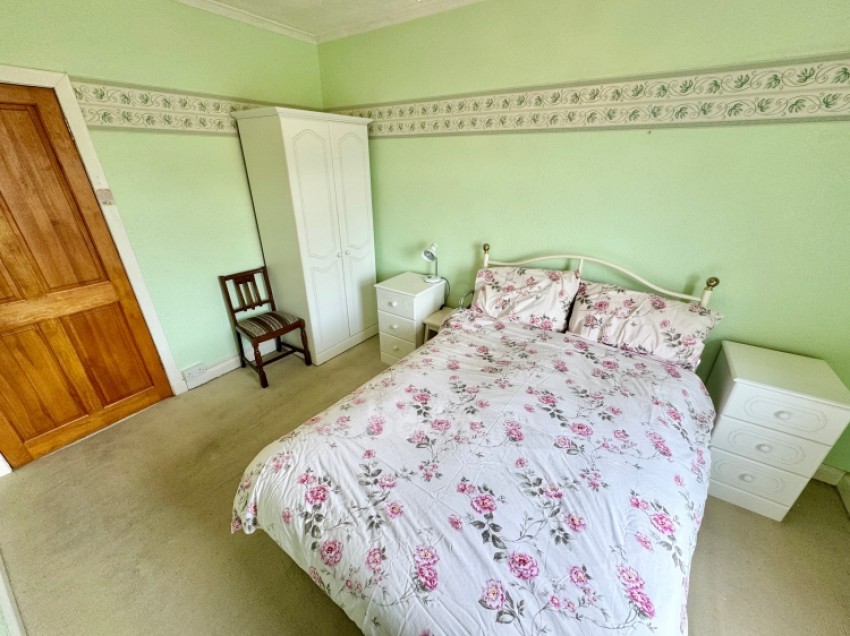 Images for 26 Glenriddet Avenue, Kilbirnie, Ayrshire, KA25 6LN, UK