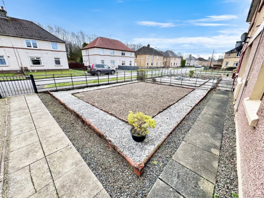 Images for 26 Glenriddet Avenue, Kilbirnie, Ayrshire, KA25 6LN, UK