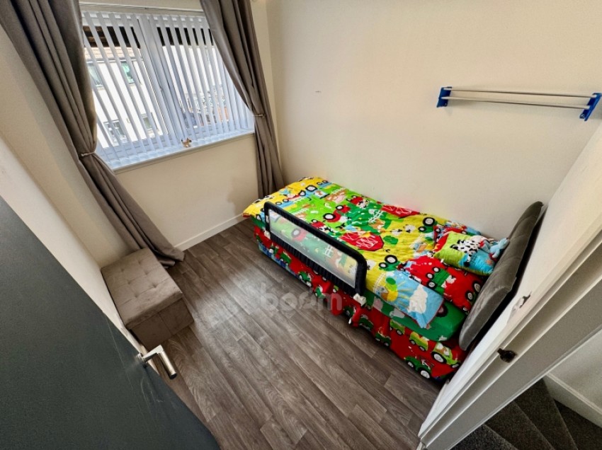 Images for 12 Auldlea Gardens, Beith, Ayrshire, KA15 2EP, UK