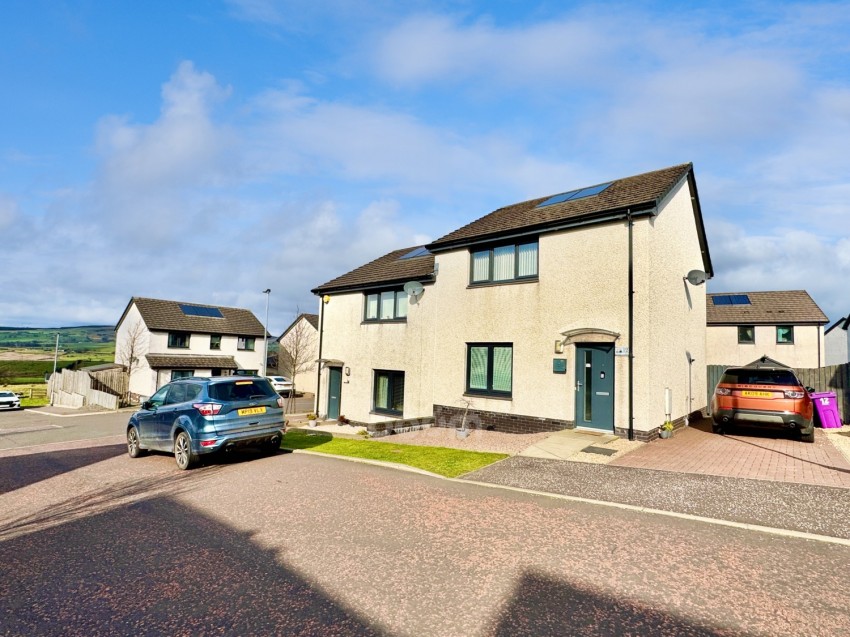 Images for 12 Auldlea Gardens, Beith