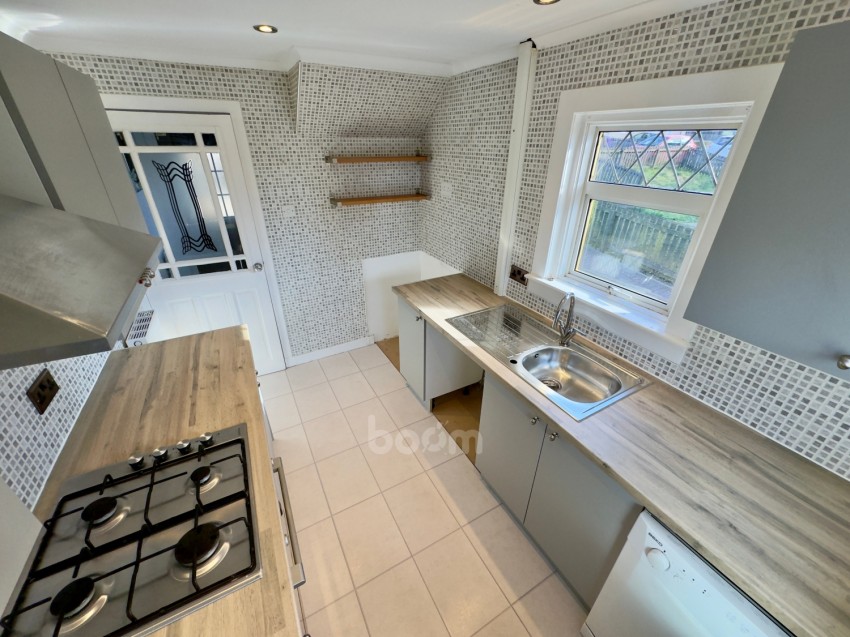 Images for 52 Montgomery Avenue, Beith