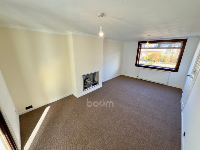 Images for 52 Montgomery Avenue, Beith