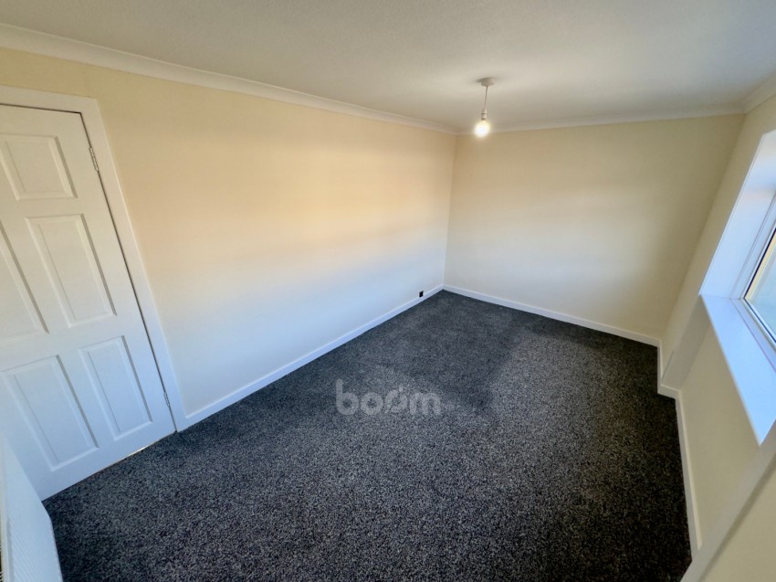 Images for 52 Montgomery Avenue, Beith