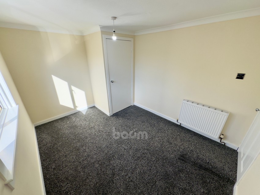Images for 52 Montgomery Avenue, Beith