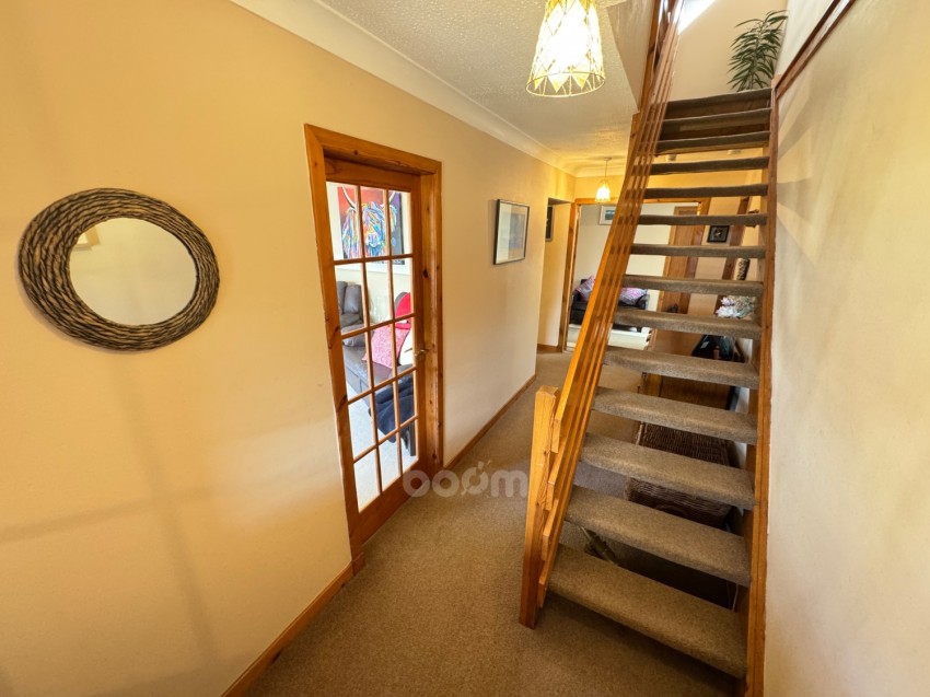 Images for 7 De Morville Place, Beith