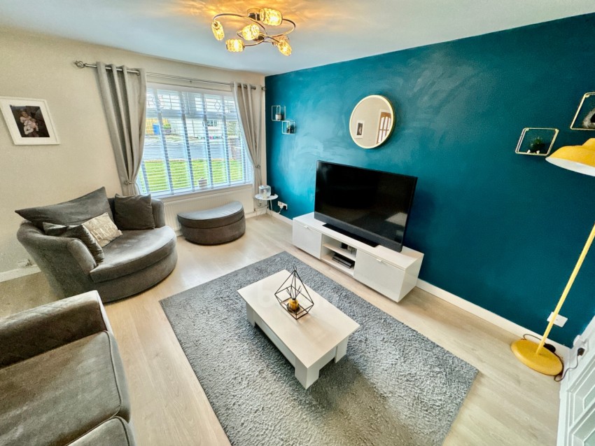 Images for 8 Denholm Way, Beith