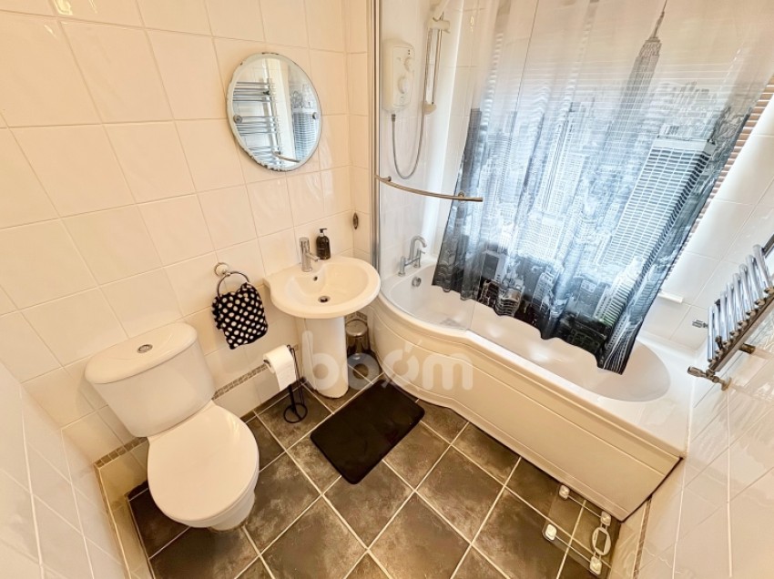 Images for 27 Dipple Court, Kilbirnie, Ayrshire, KA25 7DR, UK