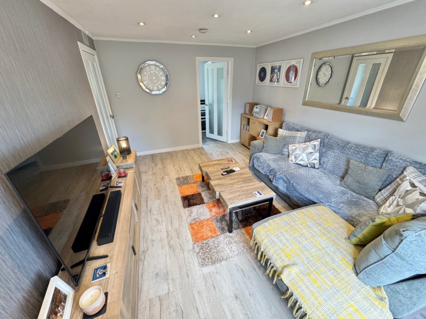 Images for 8 Lounsdale Crescent, Paisley