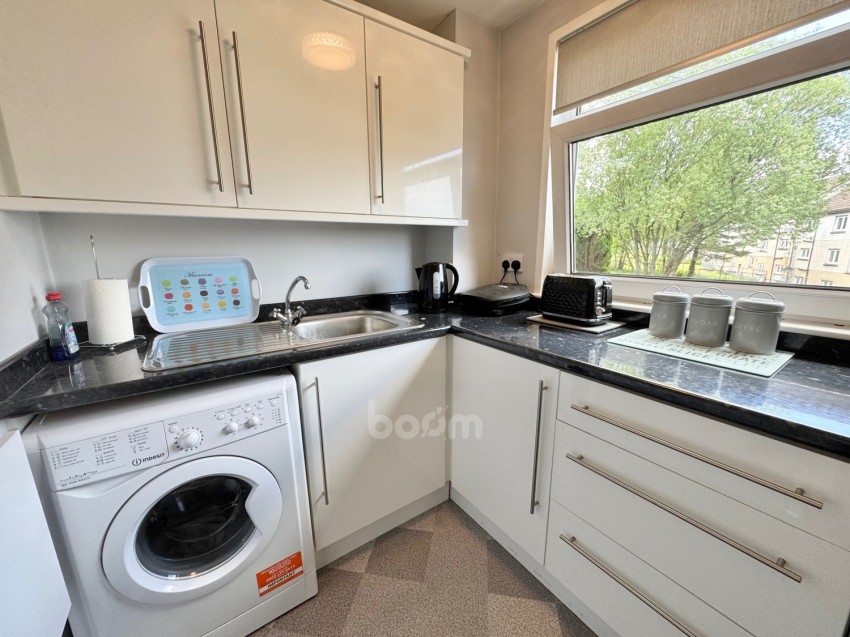 Images for 8 Lounsdale Crescent, Paisley