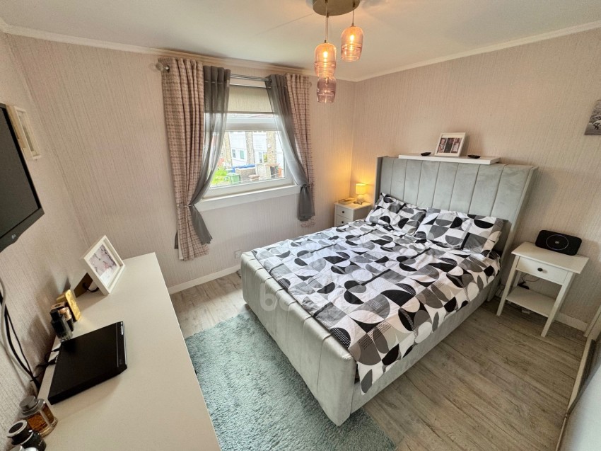 Images for 8 Lounsdale Crescent, Paisley