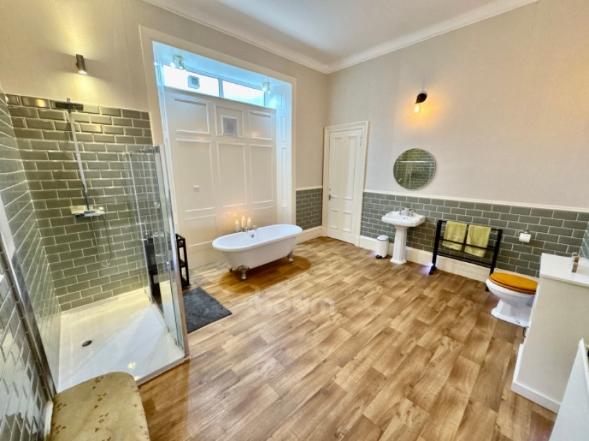 Images for 16 South Crescent Road, Ardrossan, Ayrshire, KA22 8EA, UK