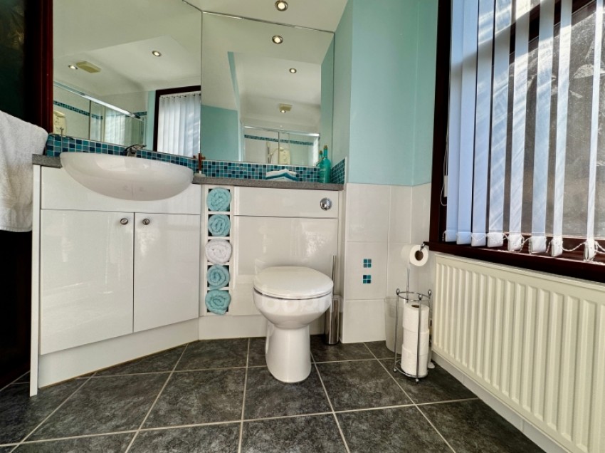 Images for 5 School Road, Kilbirnie, Ayrshire, KA25 7AU, UK
