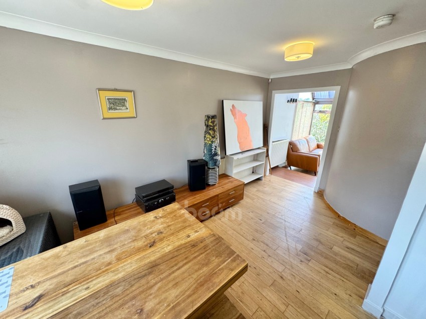 Images for 18 Main Road, Gateside, Beith