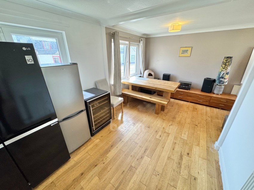 Images for 18 Main Road, Gateside, Beith