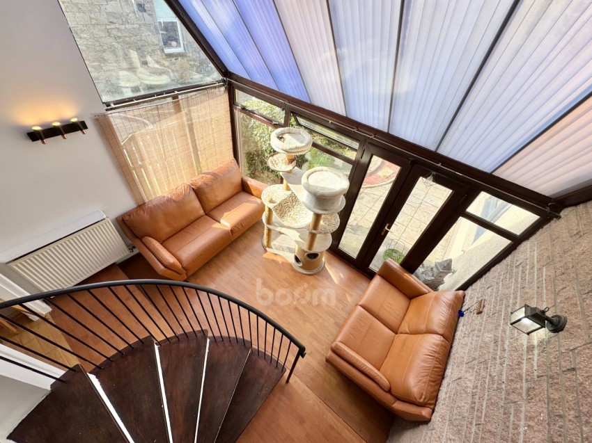 Images for 18 Main Road, Gateside, Beith