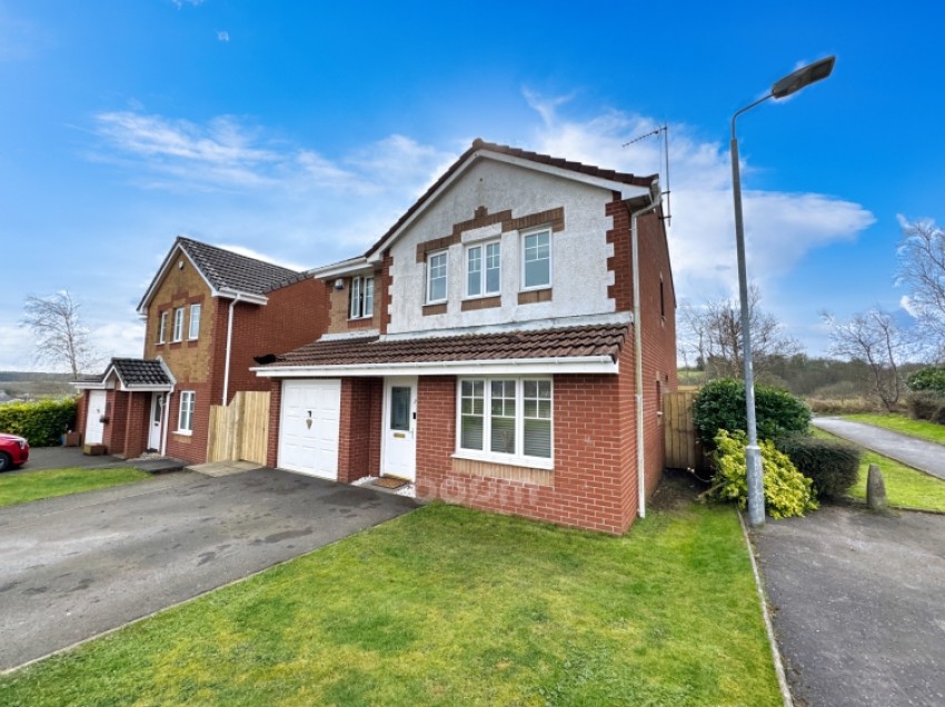 Images for 7 Caaf Close, Dalry, Ayrshire, KA24 4JX, UK
