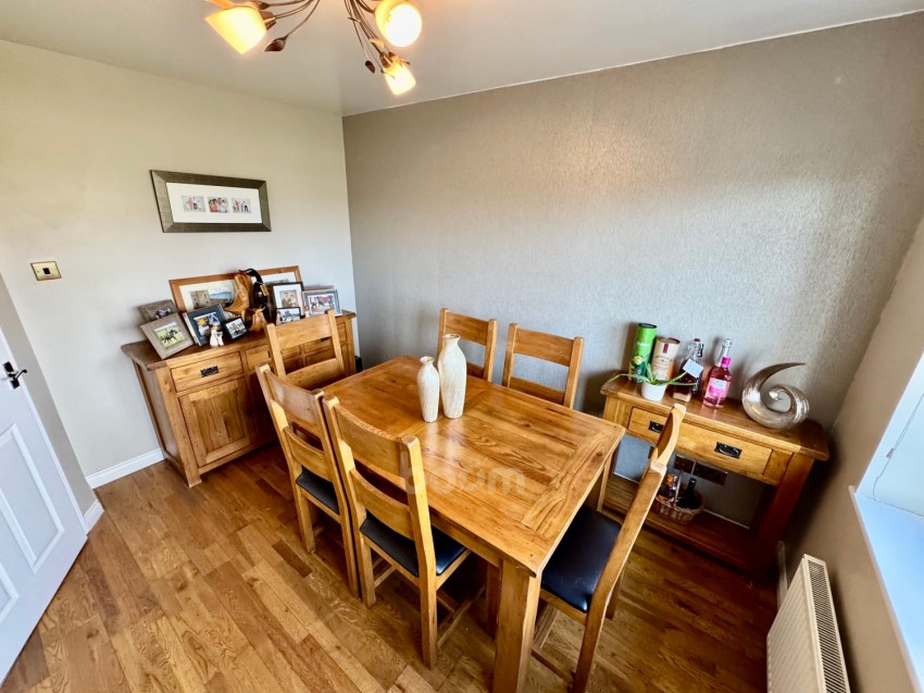 Images for 7 Caaf Close, Dalry