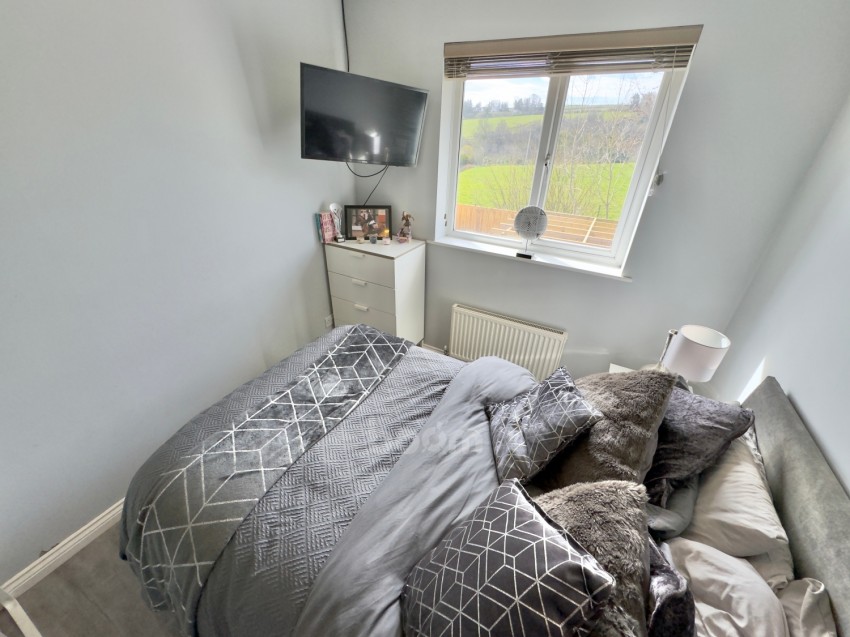 Images for 7 Caaf Close, Dalry