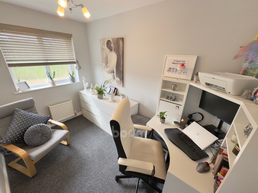 Images for 7 Caaf Close, Dalry