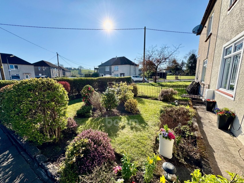 Images for 31 Longbar Avenue, Glengarnock