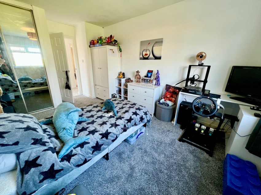 Images for 48 Flures Drive, Erskine