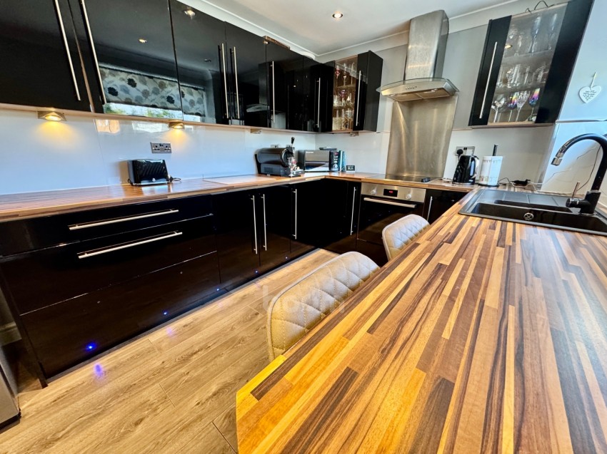 Images for 34 Morriston Crescent, Renfrew