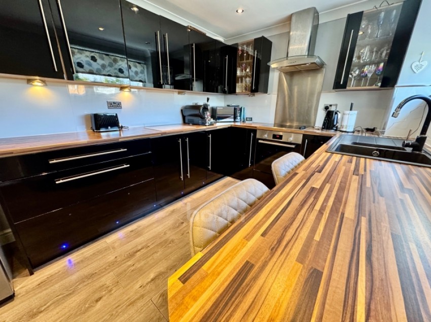 Images for 34 Morriston Crescent, Renfrew, Renfrewshire, PA4 0XS, UK