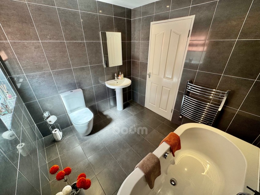Images for 34 Morriston Crescent, Renfrew
