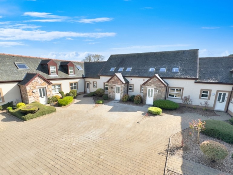 8 Selvieland Farm Cottages Houston Road, Houston, Johnstone, PA6 7FG, UK