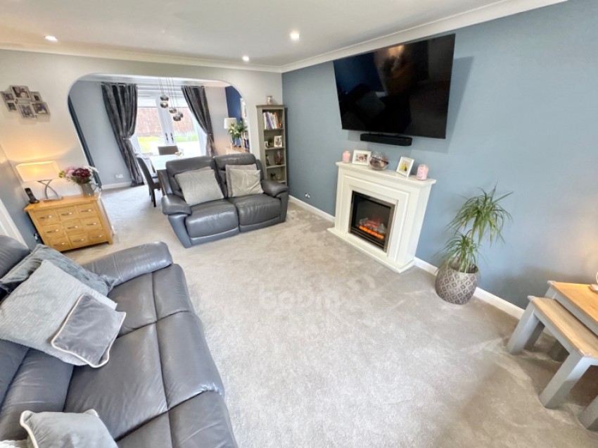 Images for 2 Redhurst Lane, Paisley, Renfrewshire, PA2 8PZ, UK