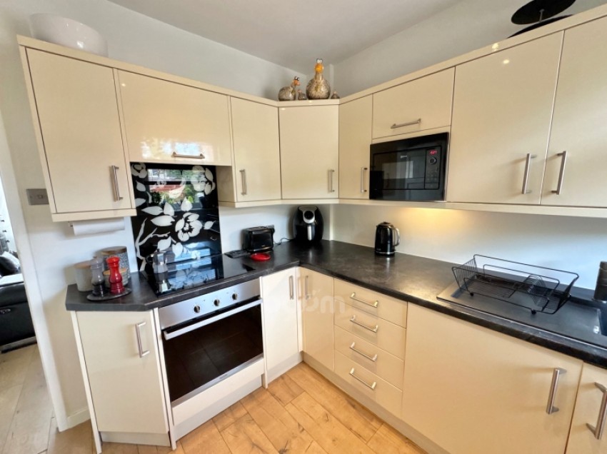 Images for 36 Auldlea Road, Beith, Ayrshire, KA15 2DA, UK