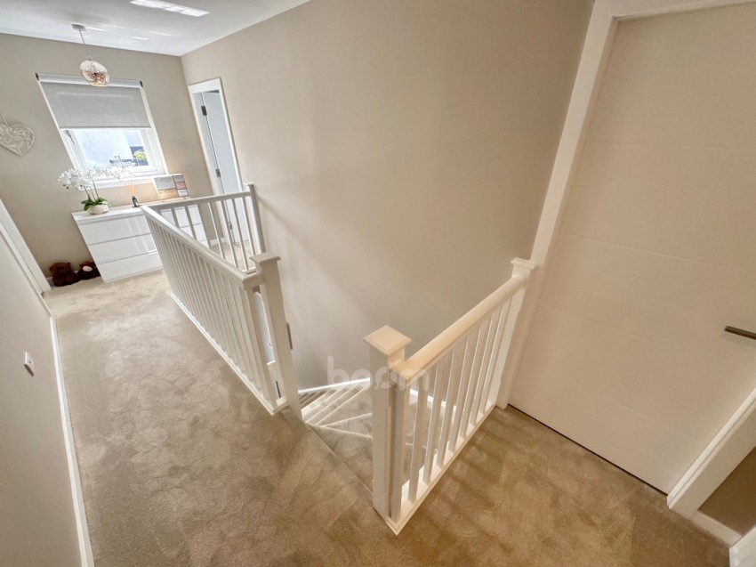 Images for 61 Auldlea Gardens, Beith