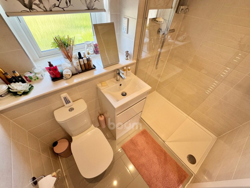 Images for 61 Auldlea Gardens, Beith