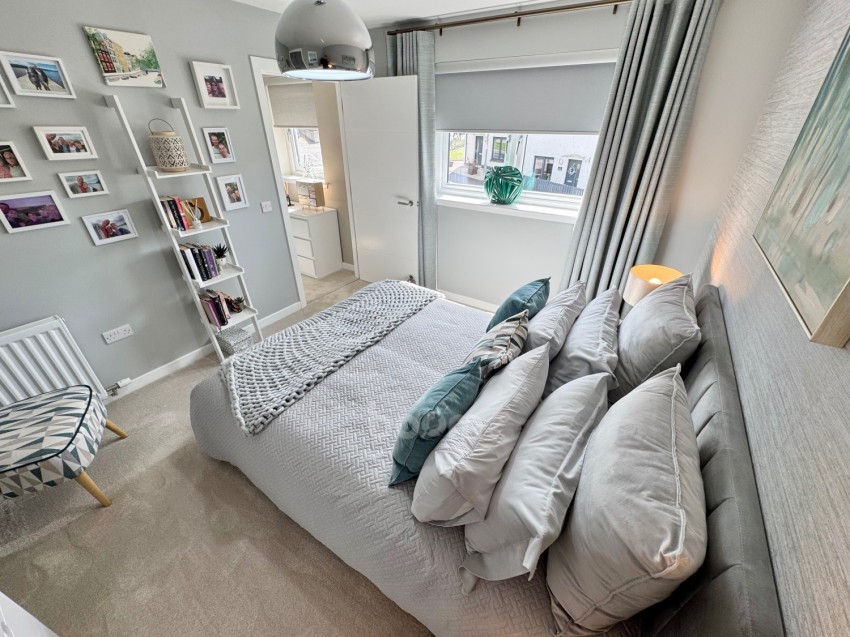 Images for 61 Auldlea Gardens, Beith