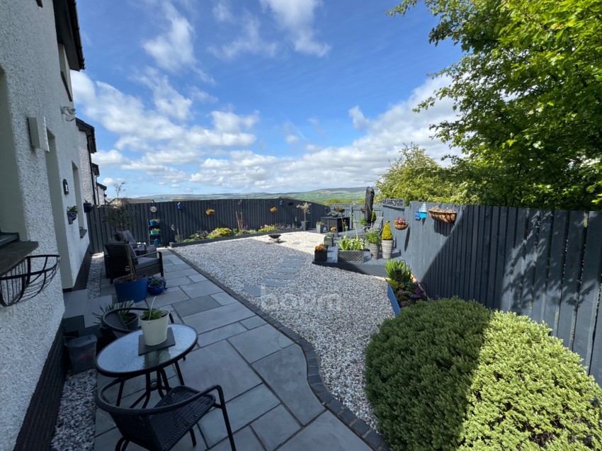 Images for 61 Auldlea Gardens, Beith