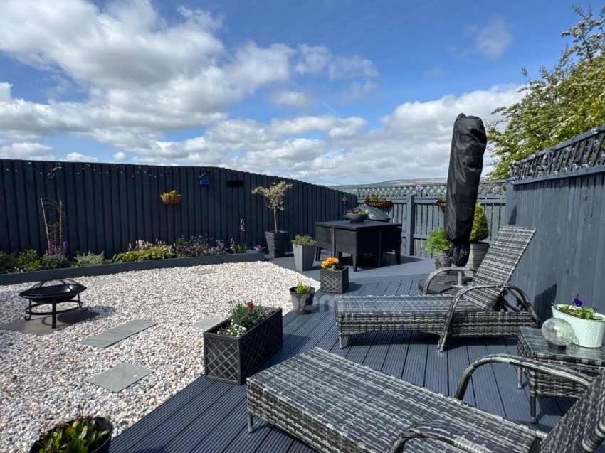 Images for 61 Auldlea Gardens, Beith